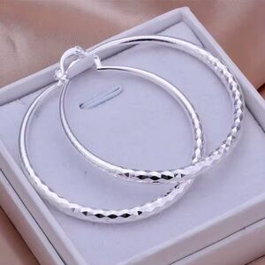 NWT Elegant Silver Hoop Earrings  925 Sterling Silver 5CM circle hoops